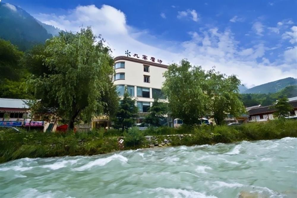 An E Courtyard Hotel Jiu Zhai Gou Branch Jiuzhaigou Bagian luar foto